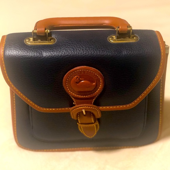 Handbags - Vintage Dooney & Burke Bag